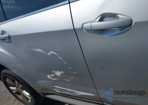 2011 Chevrolet Equinox 1Lt z USA, uszkodzony, nr VIN 2GNALDEC7B1329721